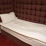 Oriental Lander Hotel
