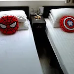 Alohas Hostel