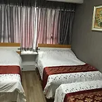 Hong Kong Tai San Guest House