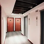 Minimal Hotel ‧ Avenue