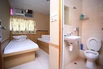 Wide Easy Hostel