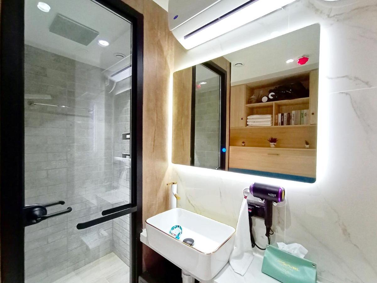 Hotel Harbour Hella 3*