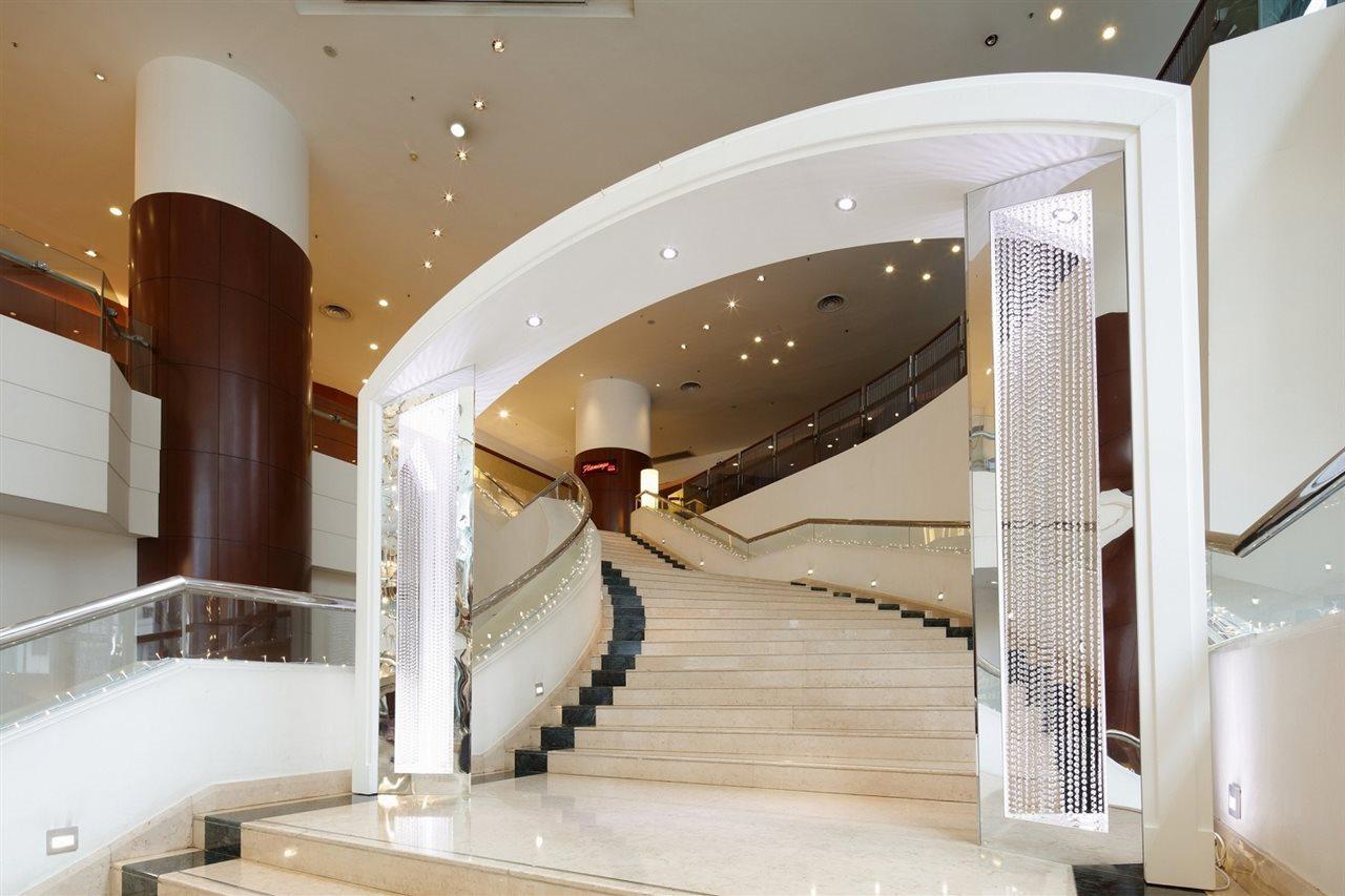 B P International Hotel