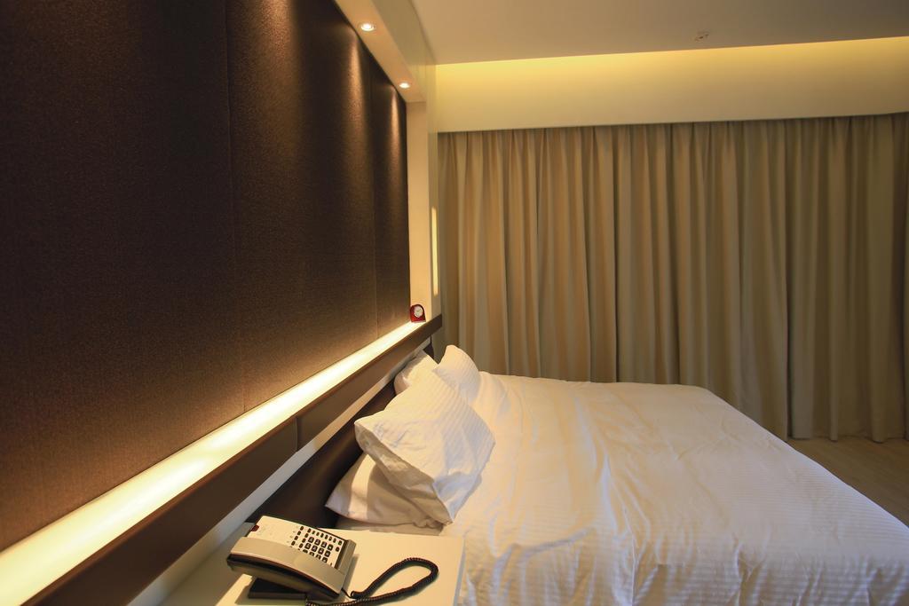 Hotel Fashion - Formerly A Hong Kong