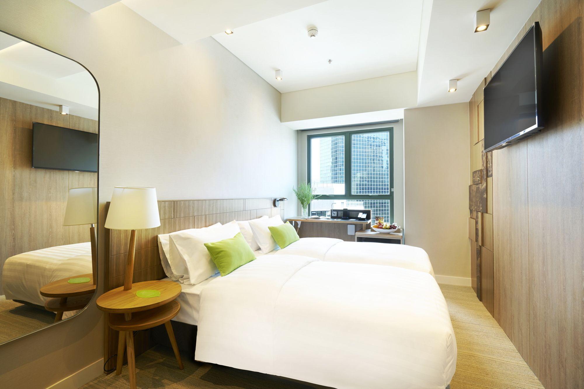 Hotel Ease Access Wan Chai Hong Kong