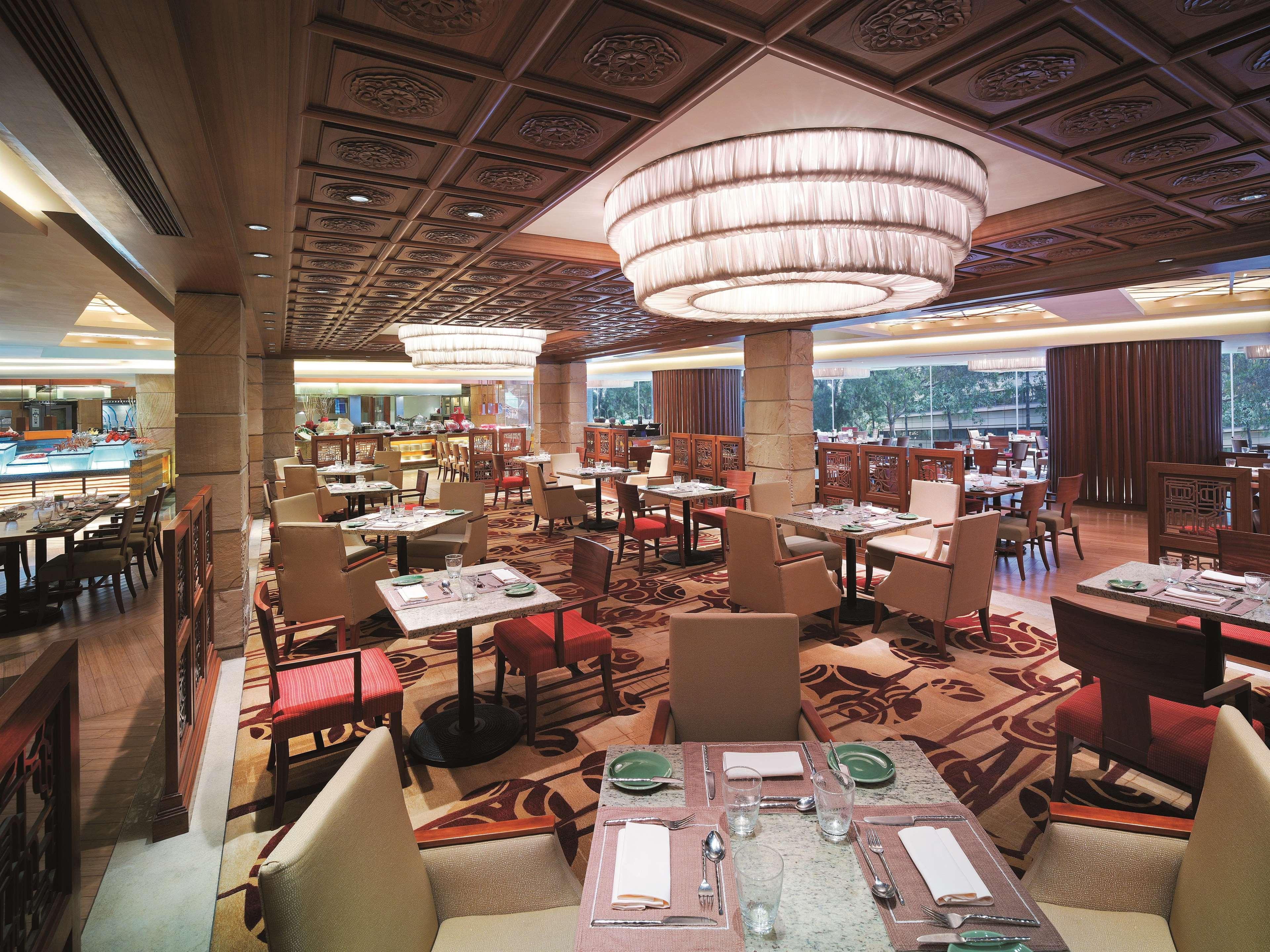 Kowloon Shangri-la,