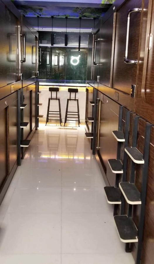 Capsule hotel Sleep Cubee
