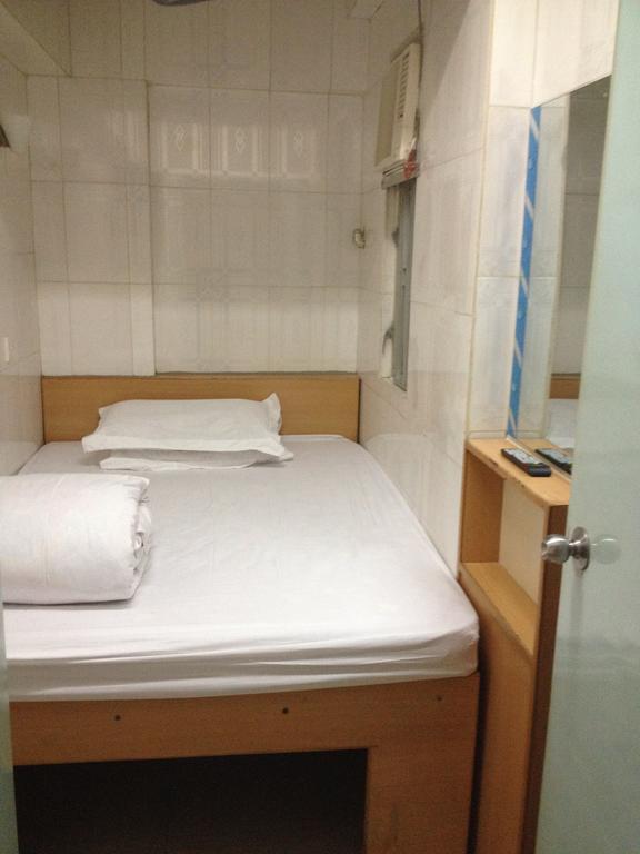 First Class Guest house *