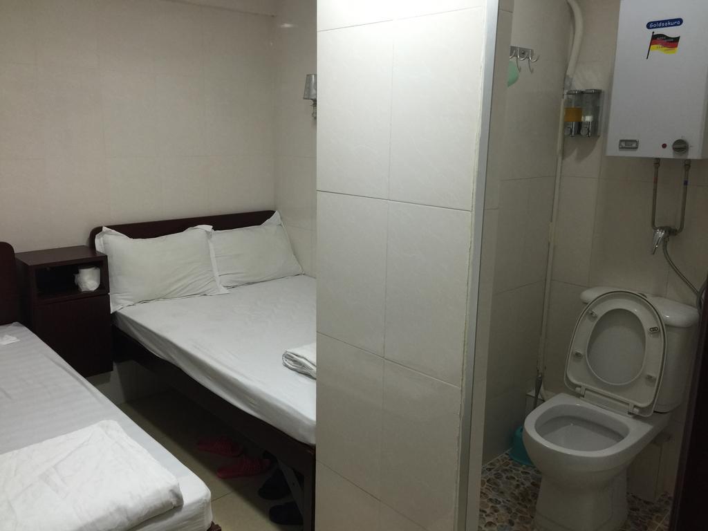 First Class * Hong Kong