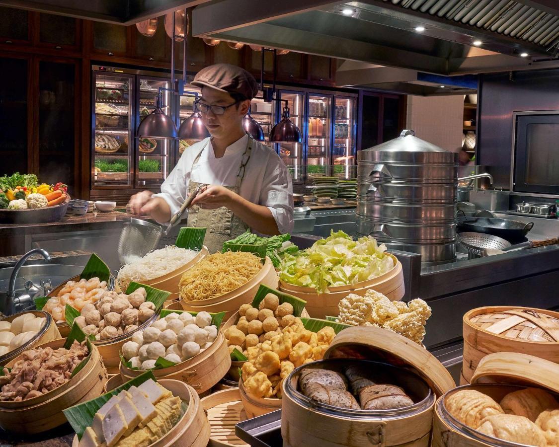 Hyatt Centric Victoria Harbour Hotel 4*