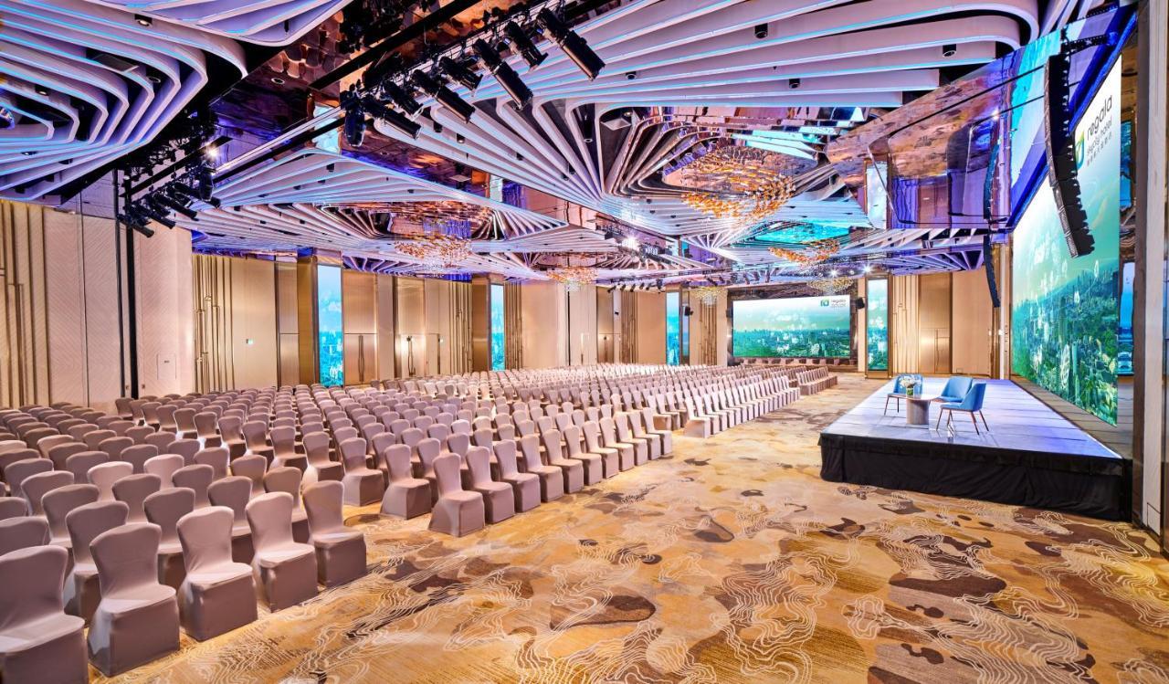 Regala Skycity Hotel 4*