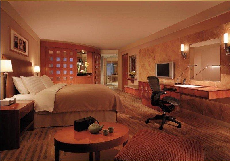 Hotel Kowloon Shangri-la, 5*