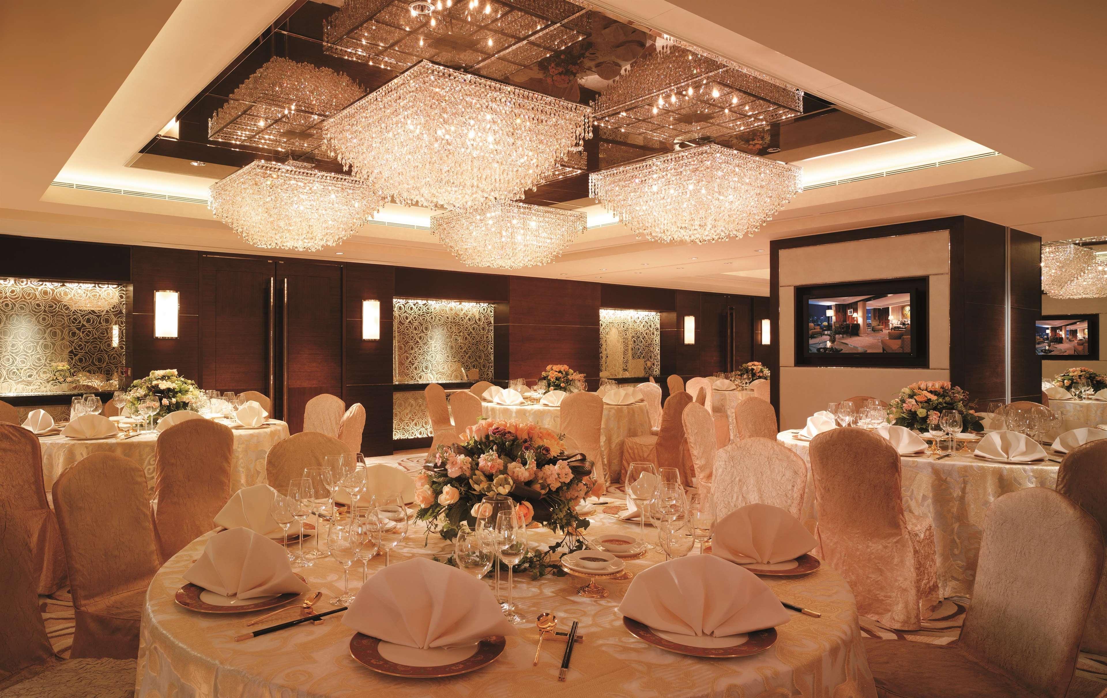 Kowloon Shangri-la,