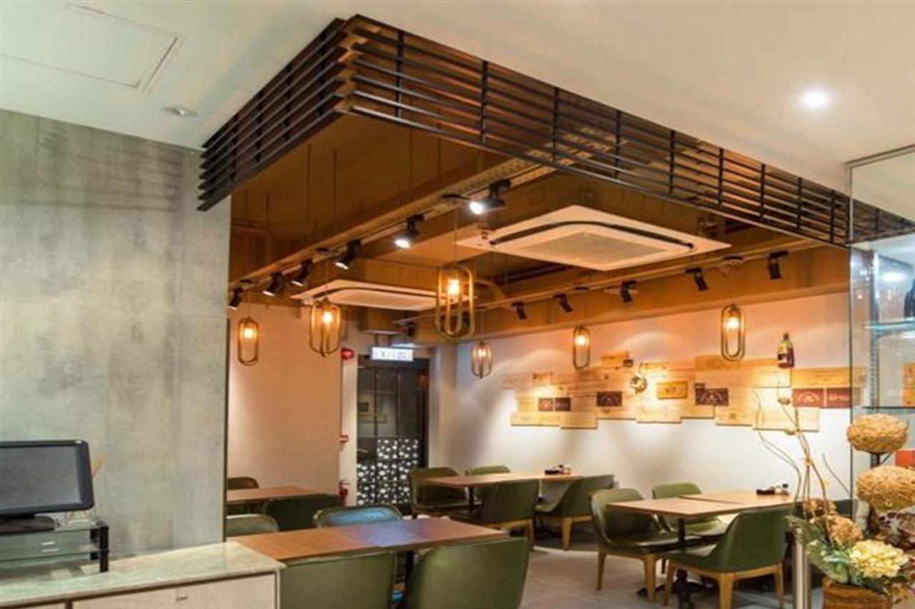 Metroplace Olympic Hotel 3*