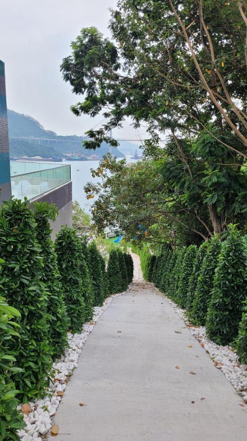 Grand Bay View Hotel