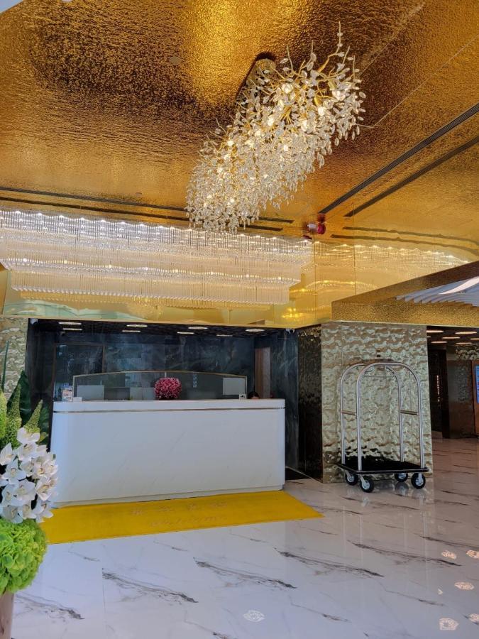 Grand Bay View Hotel