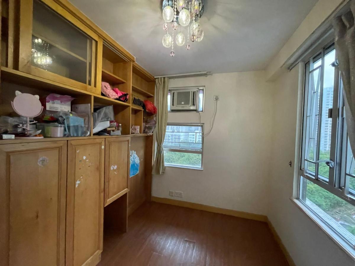 Family 2 Bedroom At Tai Wai Pangsapuri