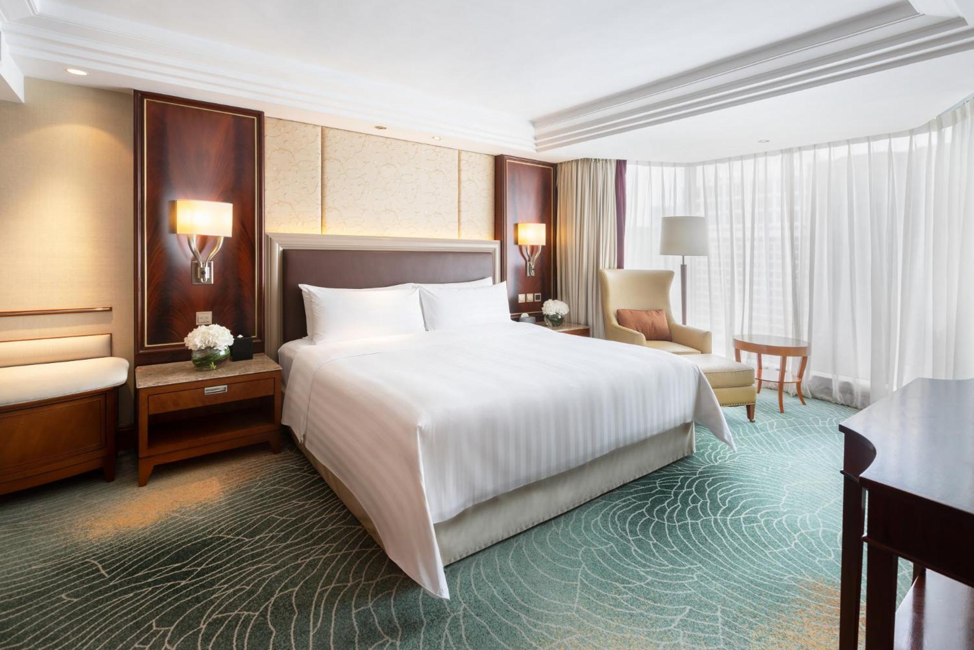 Kowloon Shangri-la, 5* Hong Kong