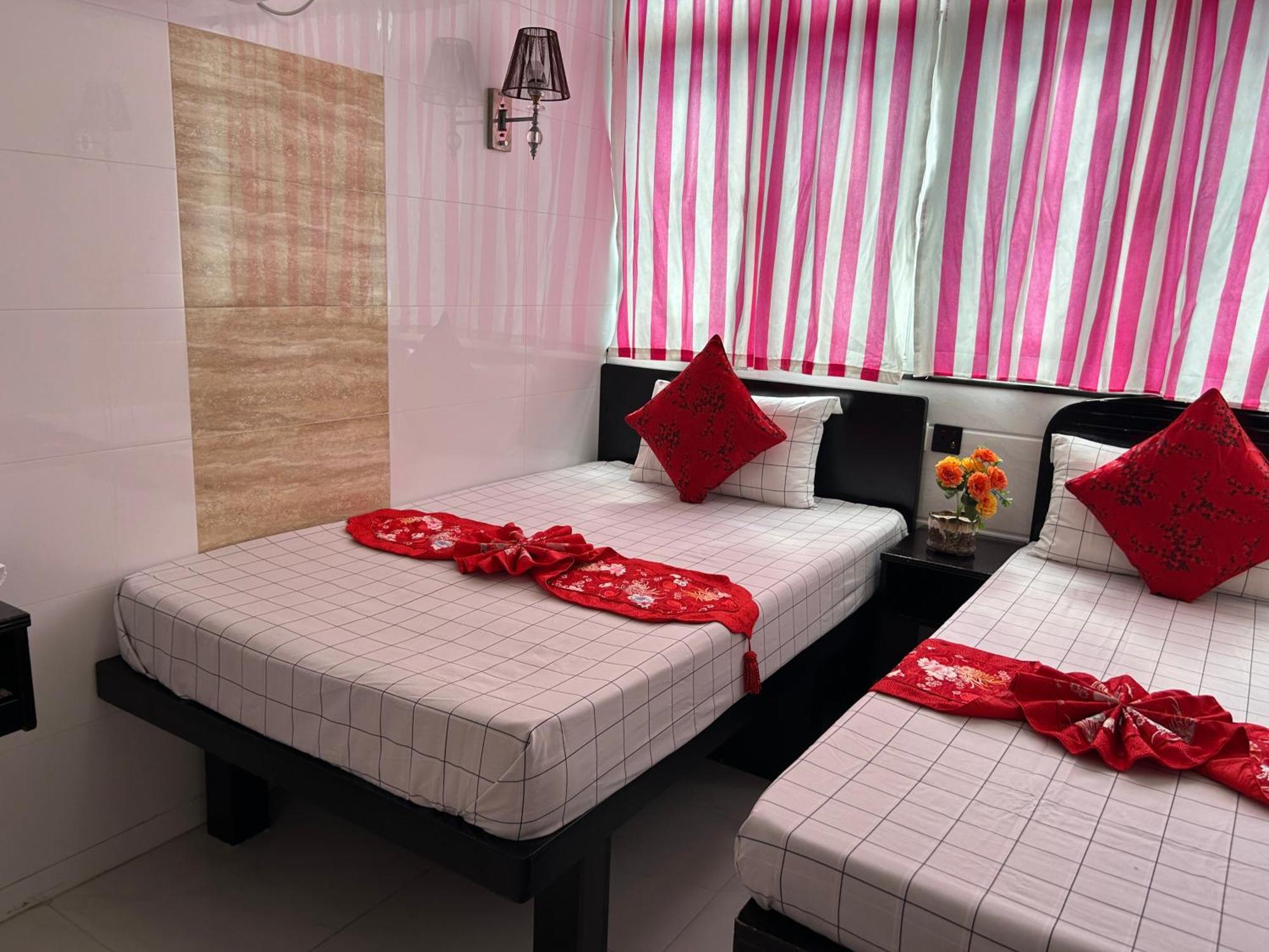 Guest house Manila Lounge