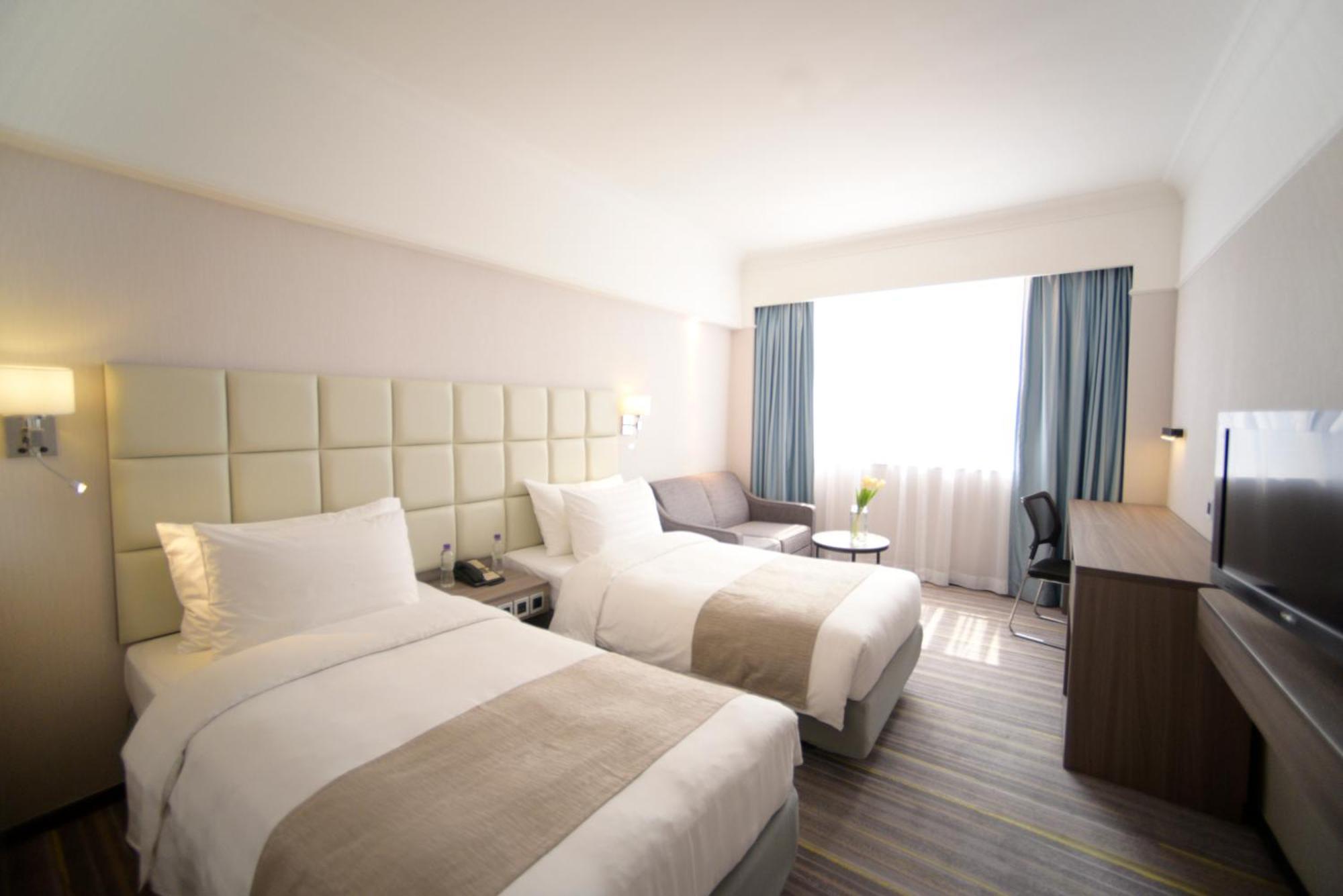 Hotel Panda 4*