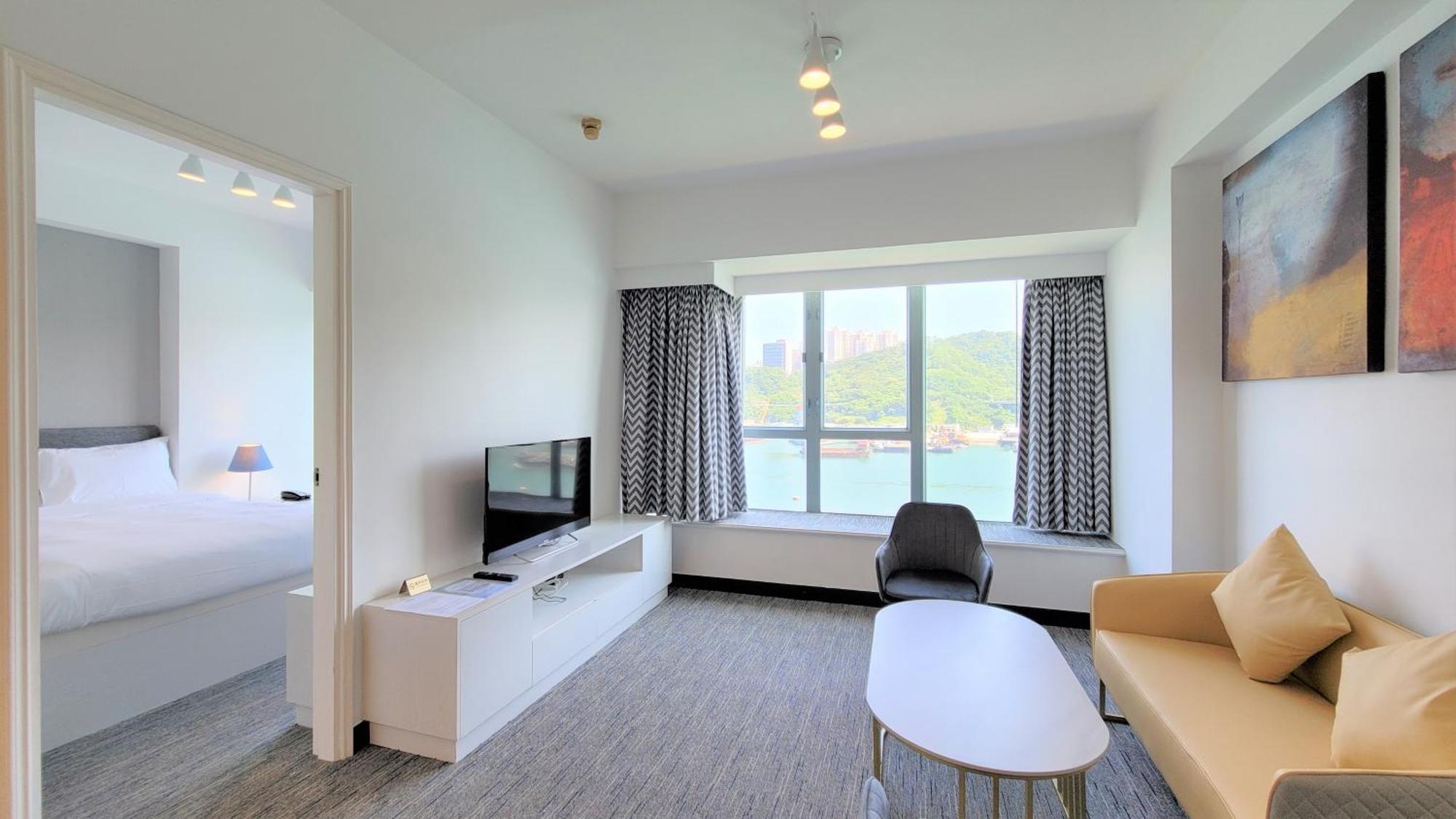 Grand Bay View Hotel