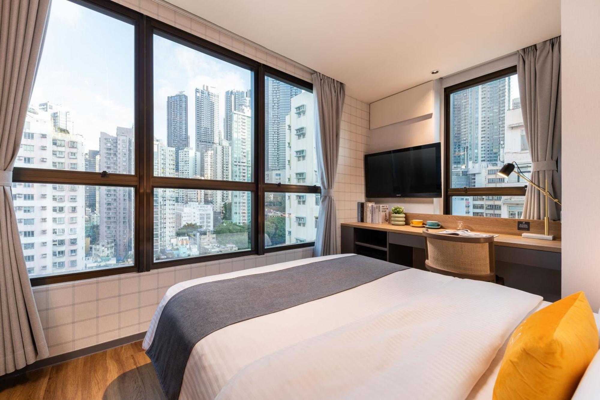 Dash Living On Hollywood Hotel 3*