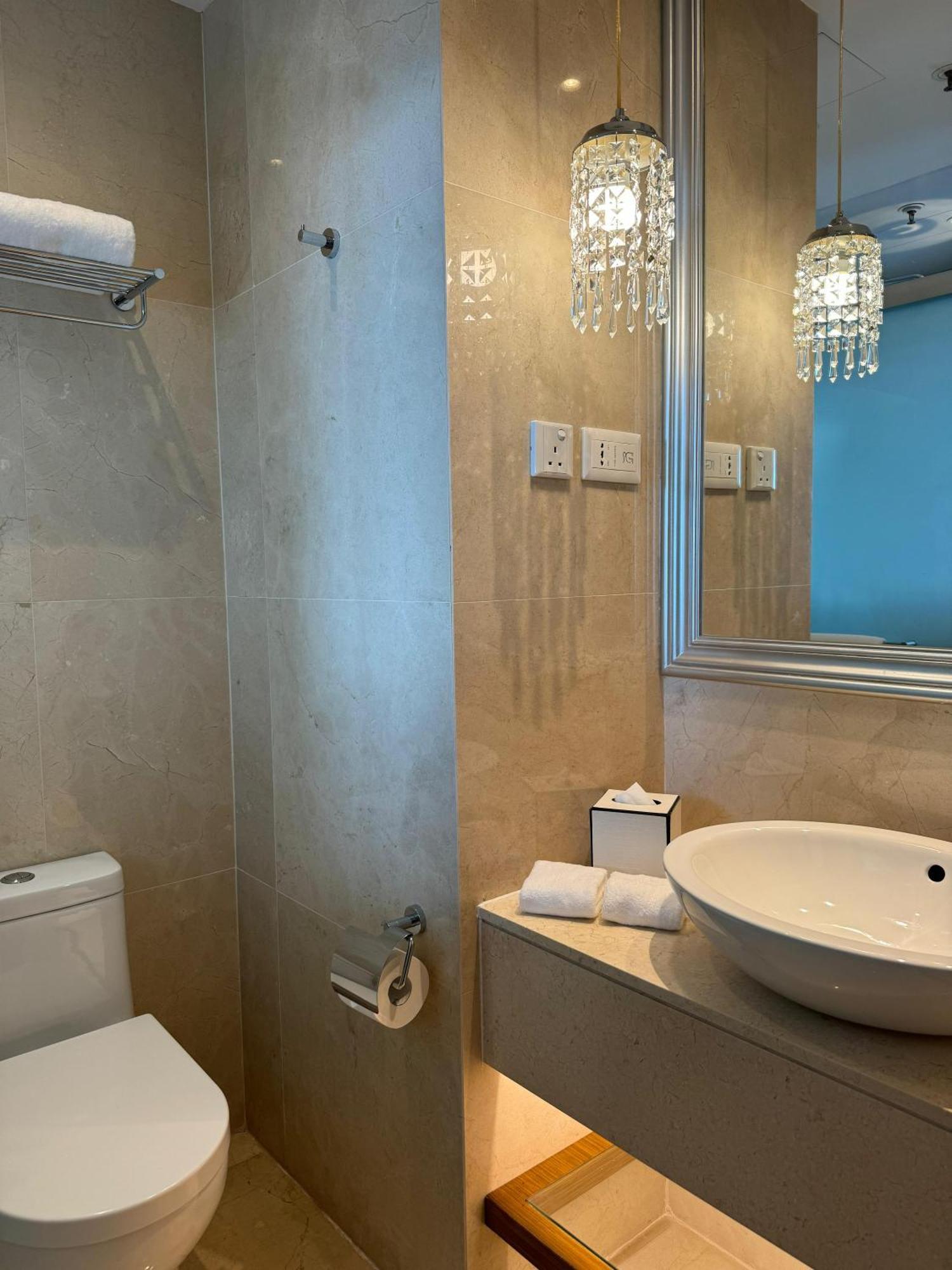 Dorsett Kwun Tong, Hotel Hong Kong