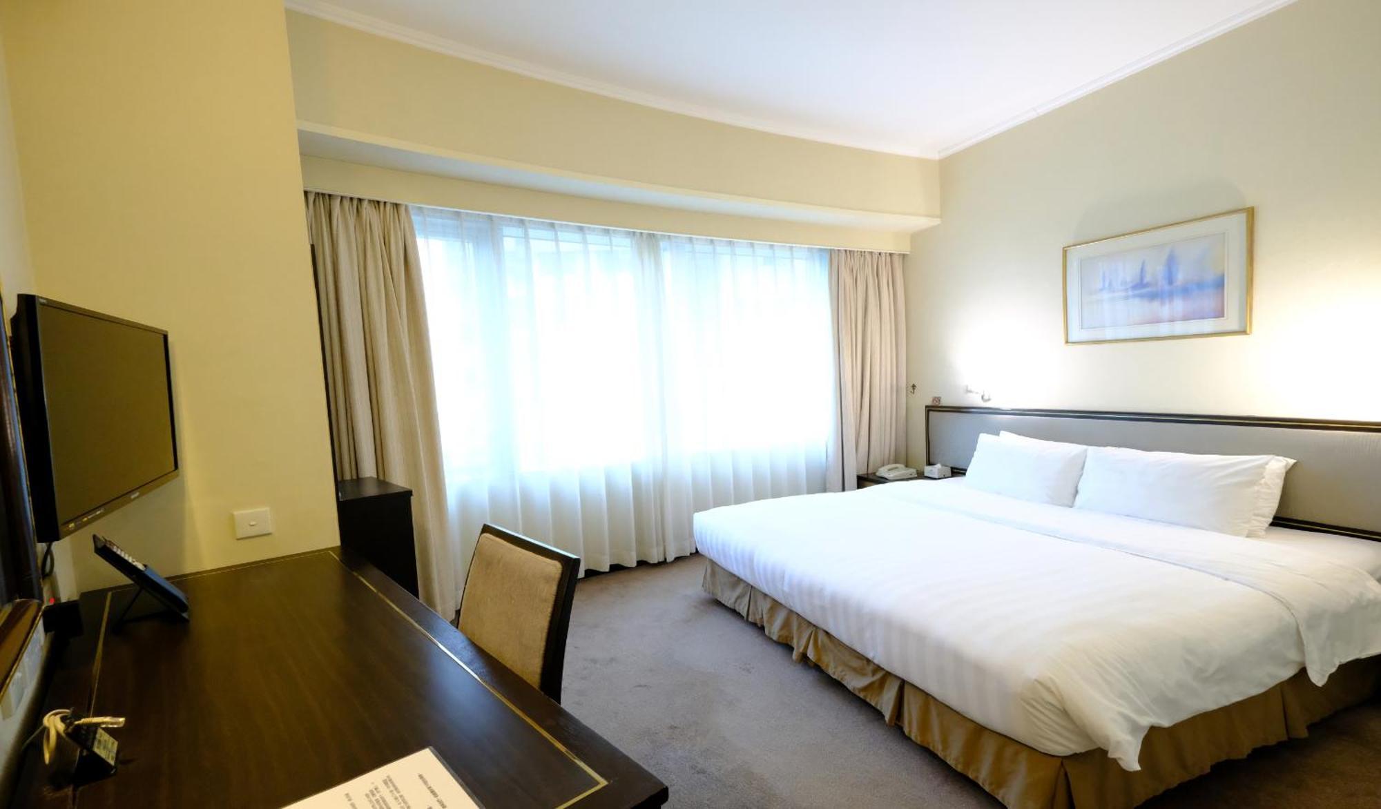 South Pacific Hotel 4*