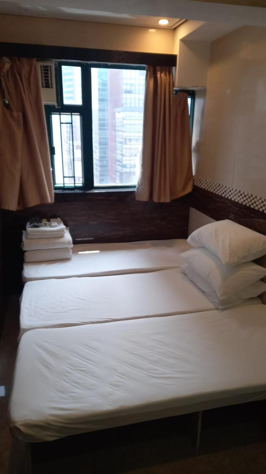 Hostel Hop On Nathan Road