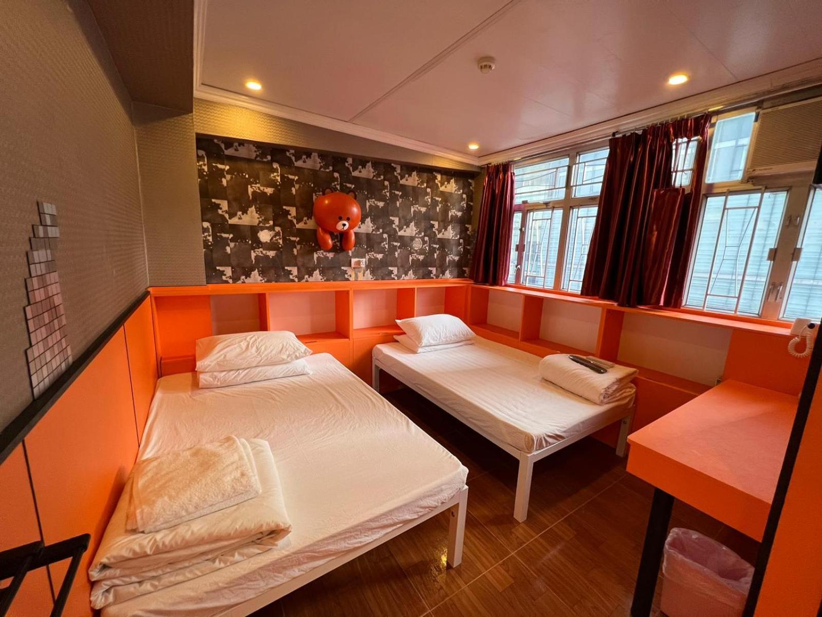 Hostel Hop On Nathan Road