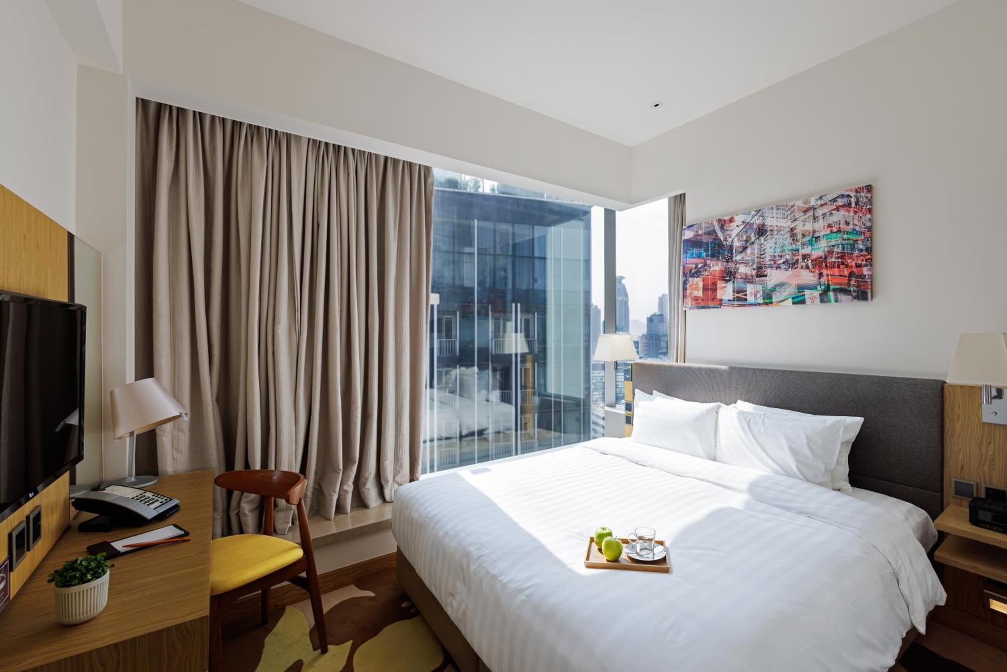 The Beacon 4*