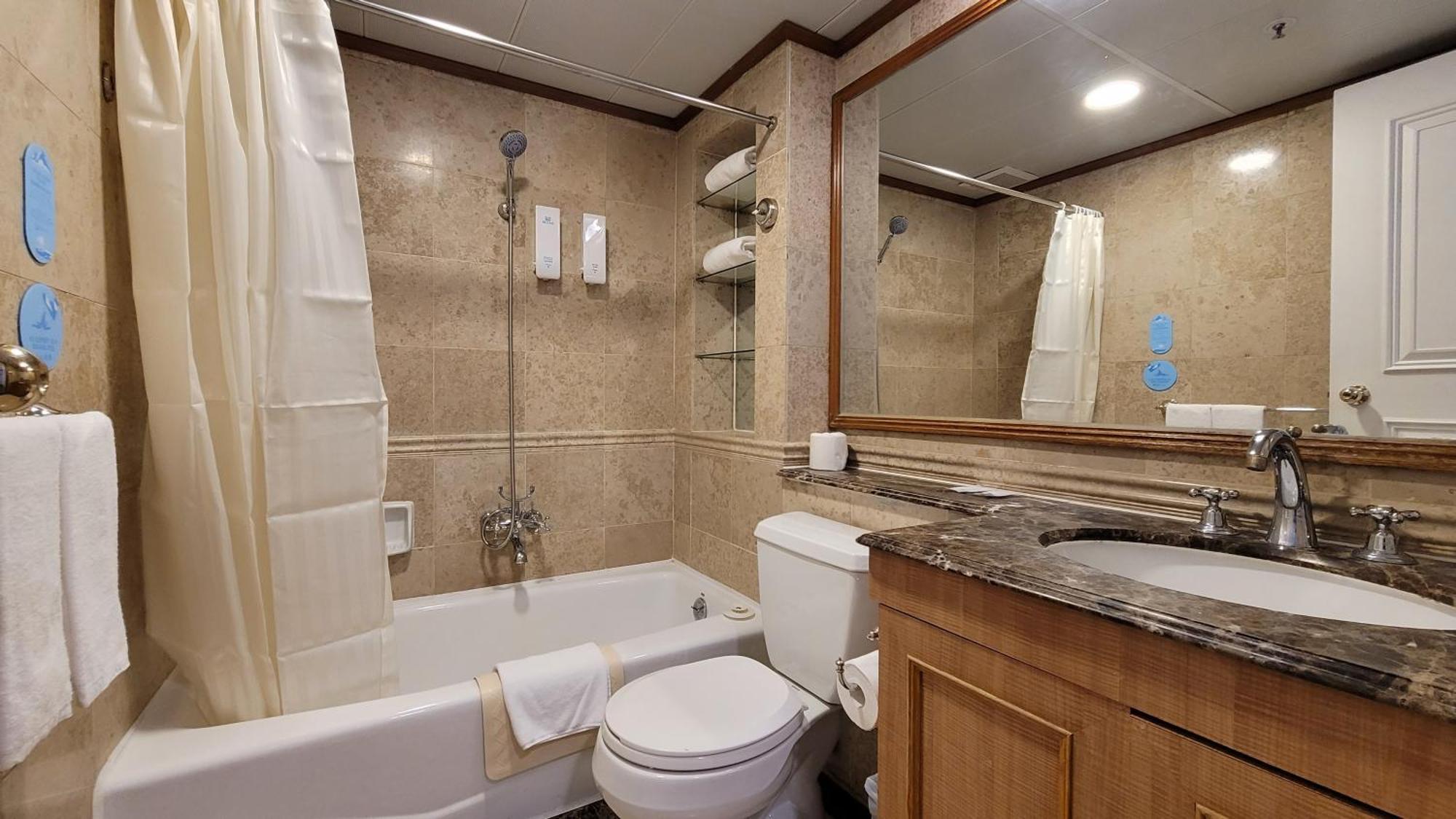 Grand Bay View Hotel 4*