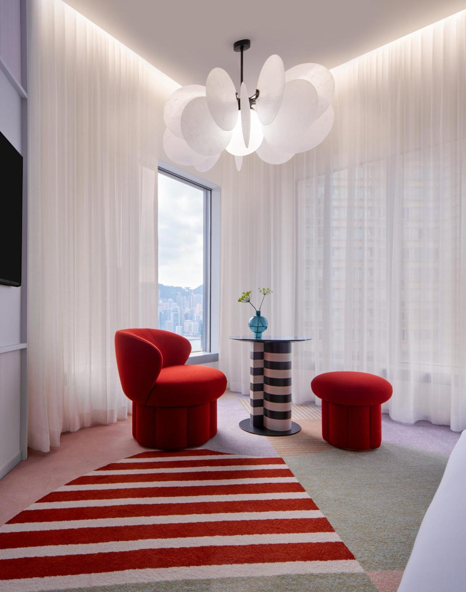 Mondrian 5*