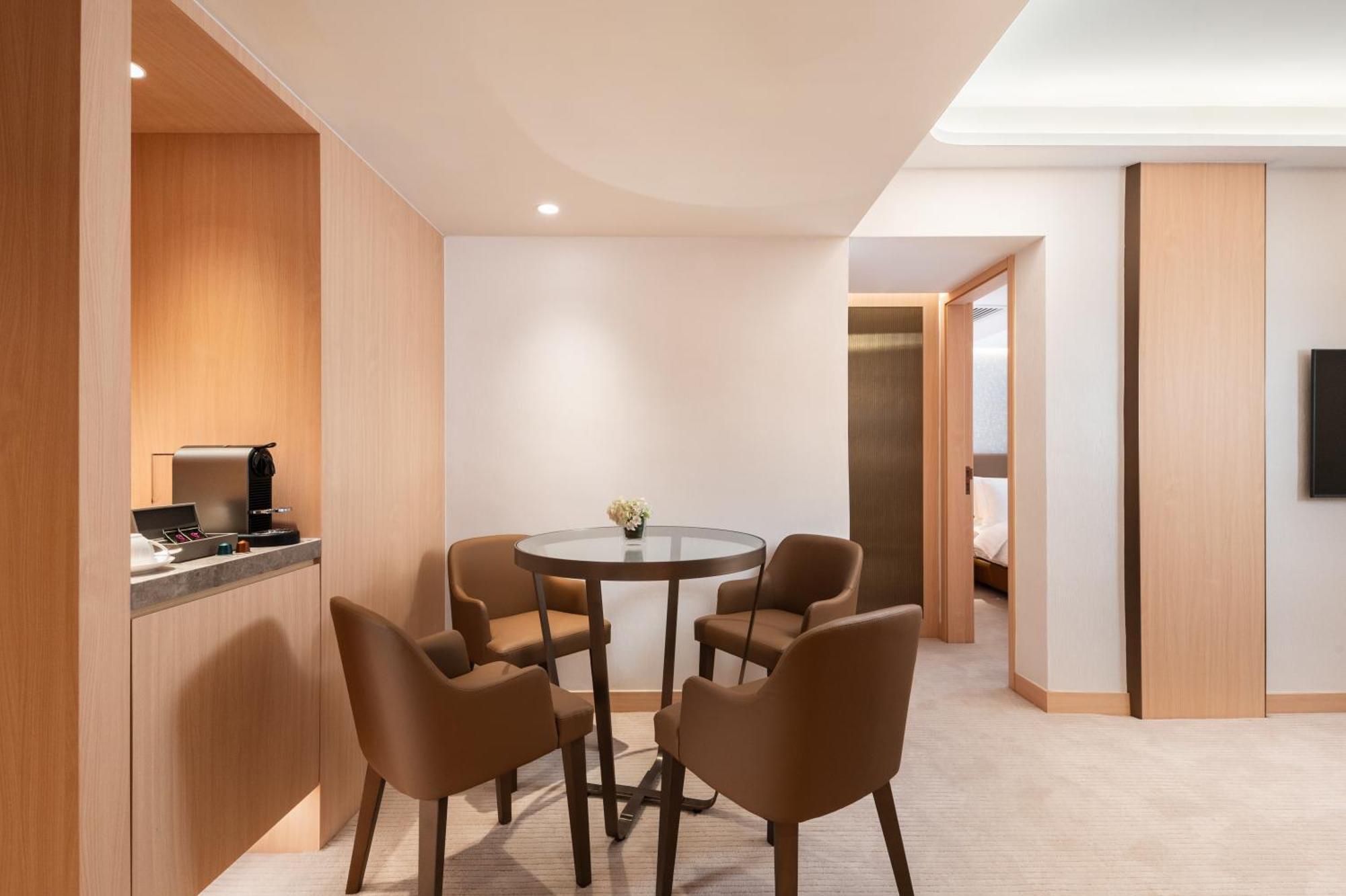 The Kimberley Hotel 4*