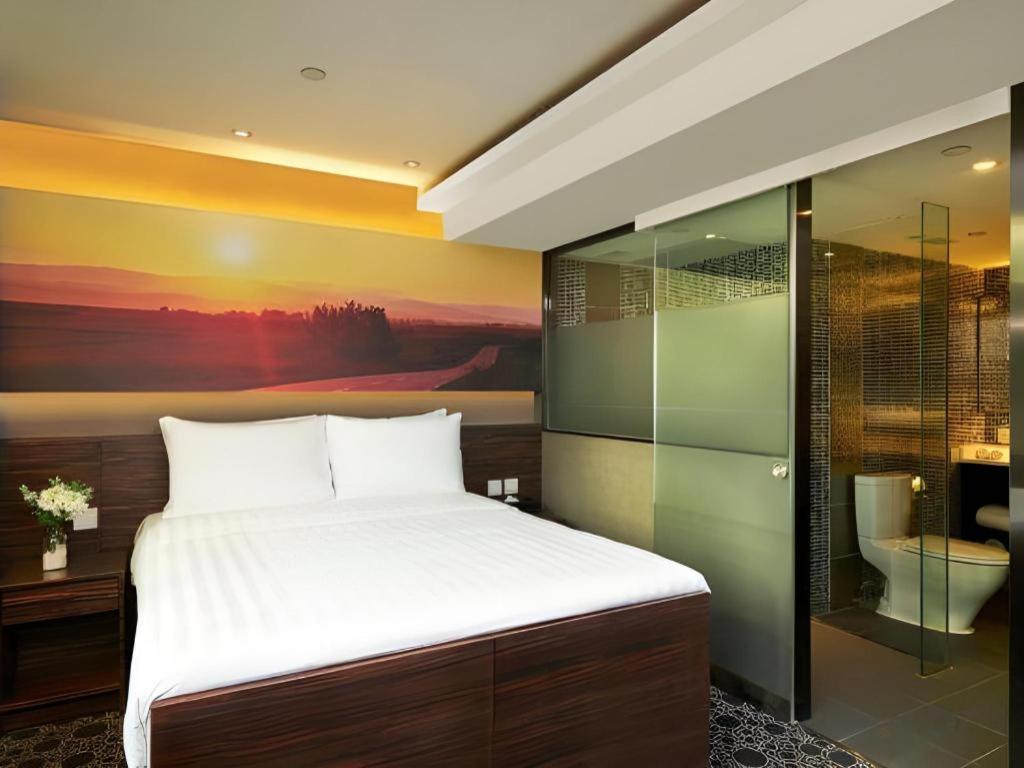 Hotel J Link Hong Kong