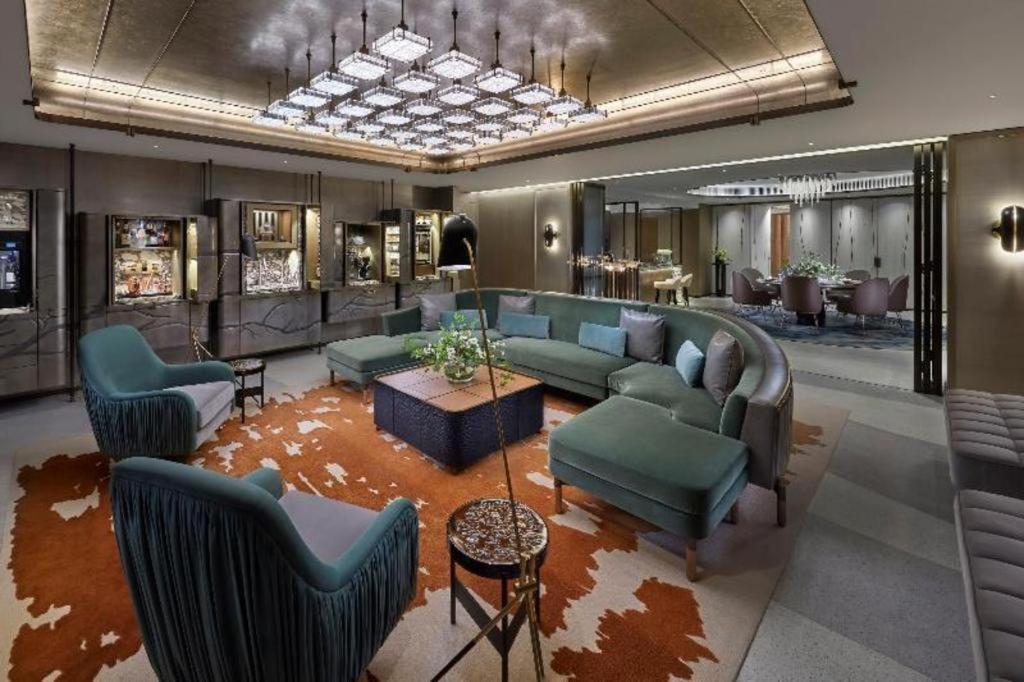 The Landmark Mandarin Oriental, Hotel