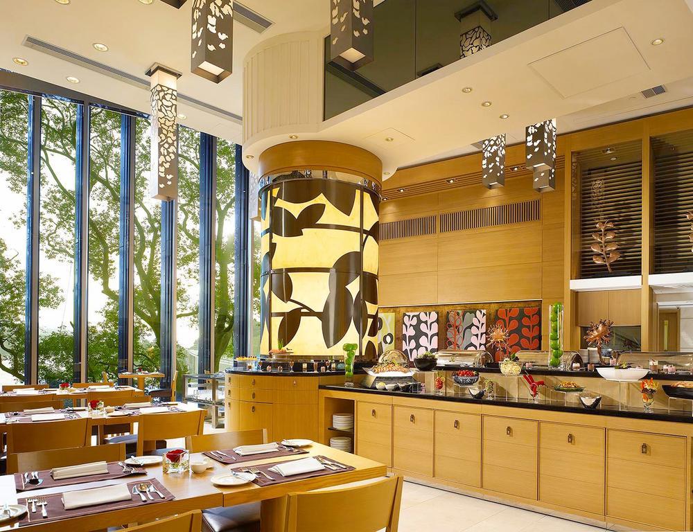 Royal View 4*