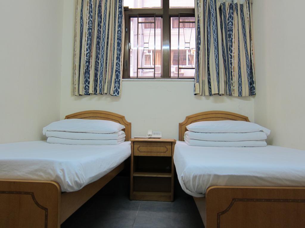 Wai Fan Guest house *