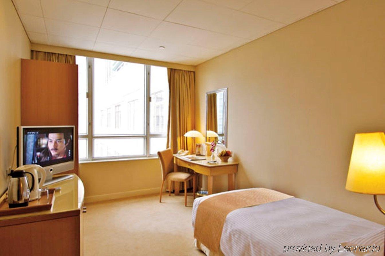 The Salisbury - Ymca Of 4*