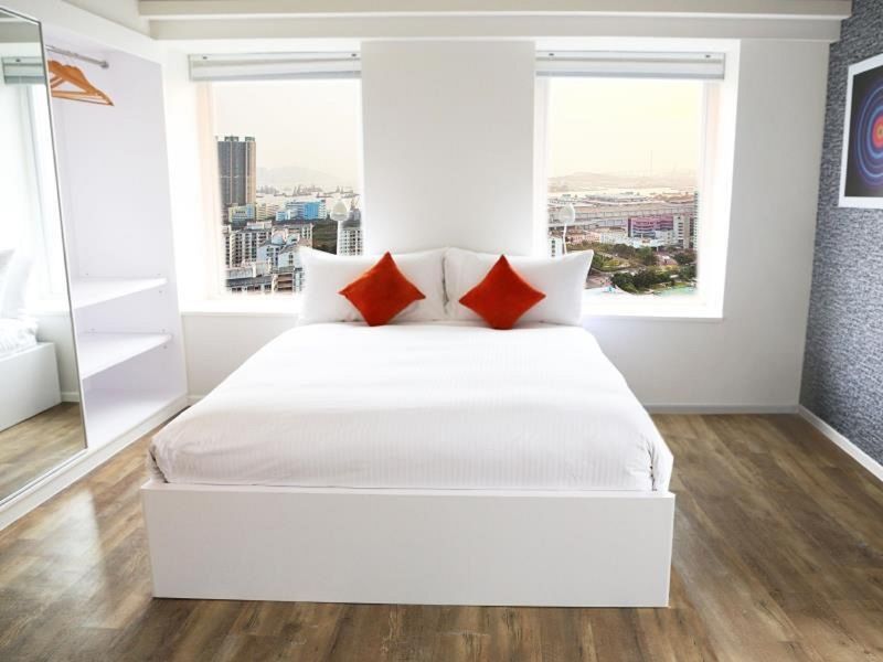 Hotel Ovolo West Kowloon 4*
