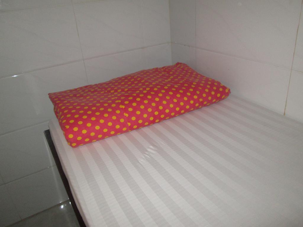 Wisma tamu Crystal *