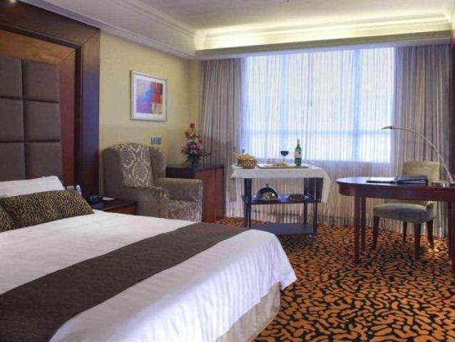 Metropark Kowloon Hotel 4*