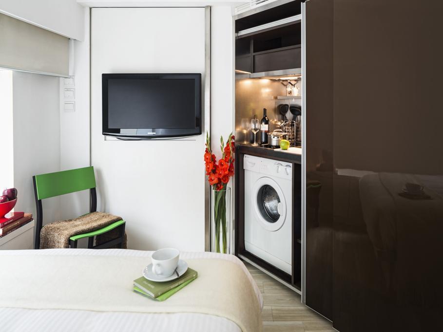 V Causeway Bay Aparthotel 4*