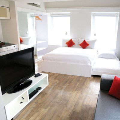 Ovolo West Kowloon 4*