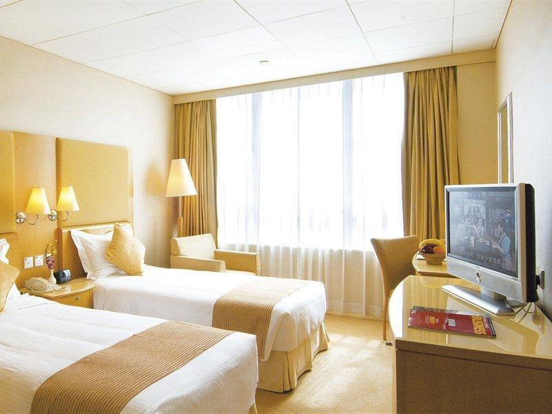 Hotel The Salisbury - Ymca Of 4*