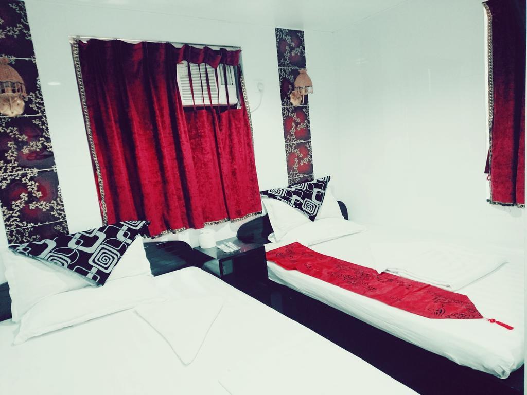Castle Guest house *