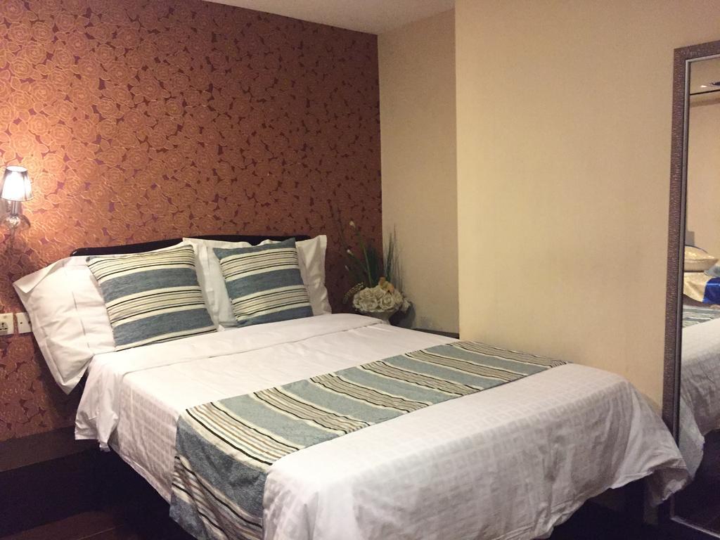 Guest house California 2*