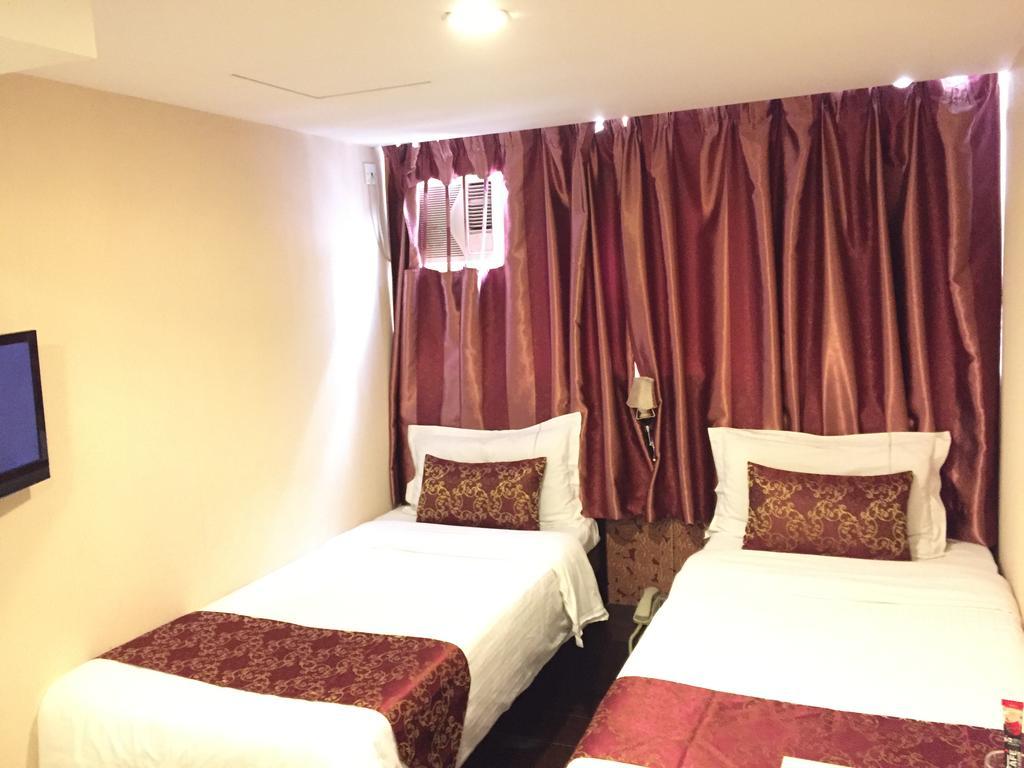 California Guest house 2*