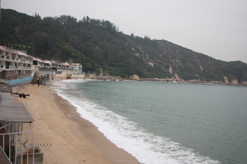 Sea View House *