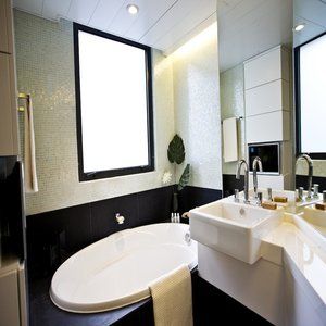 V Causeway Bay Aparthotel 4*